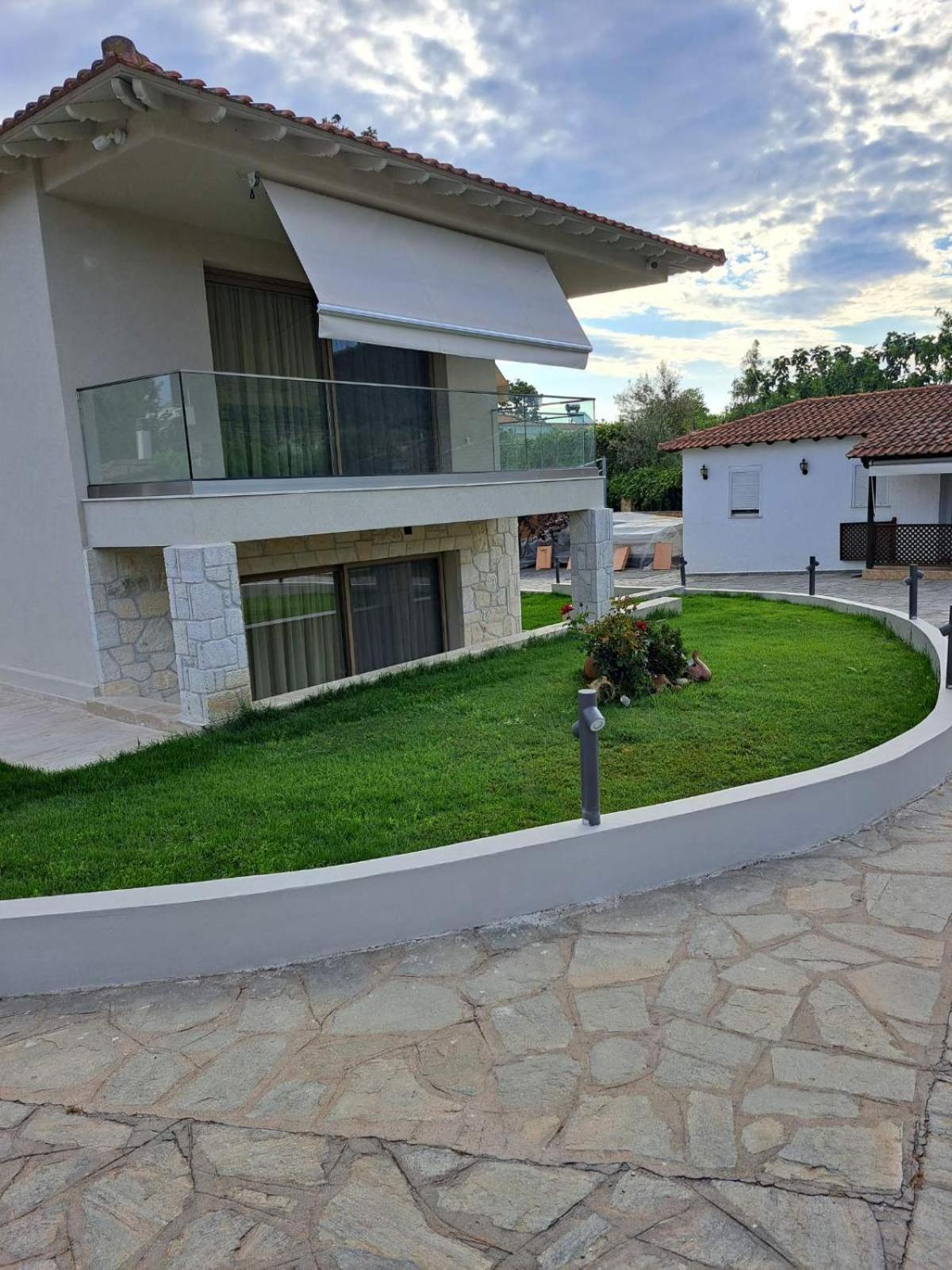 Haus Platanos Apartments & Bungalows By The Sea 보우르보우로우 외부 사진